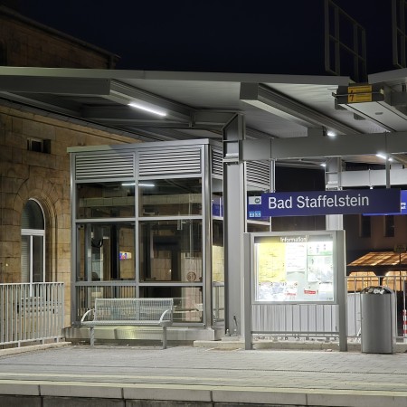 bahnsteigausstattung aufzug stationsausstattung hohrenk 