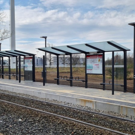bahnsteigausstattung aufzug stationsausstattung hohrenk 