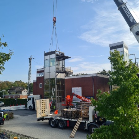 bahnsteigausstattung aufzug stationsausstattung hohrenk 